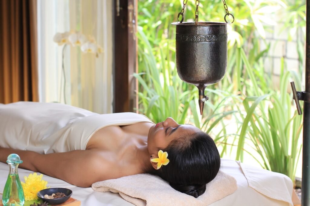 What is Shirodhara Treatment? Best 5 Types You Must Know